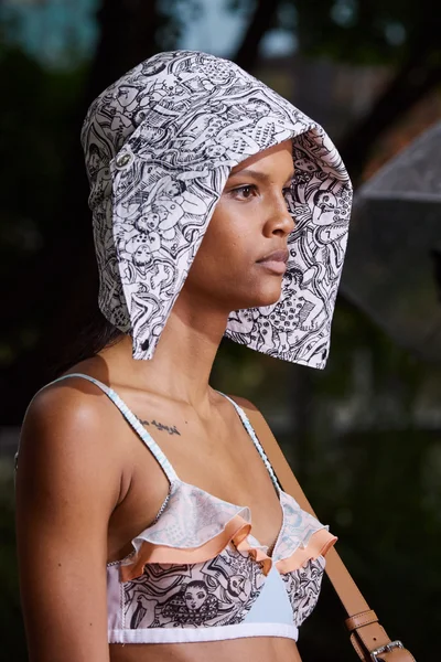Look 192